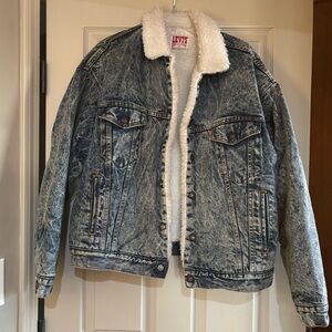 Levi's Denim Jacket with White Sherpa Lining